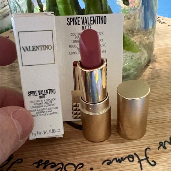 New Valentino Spike Matte Lipstick — Dusty Rose - Picture 2 of 4